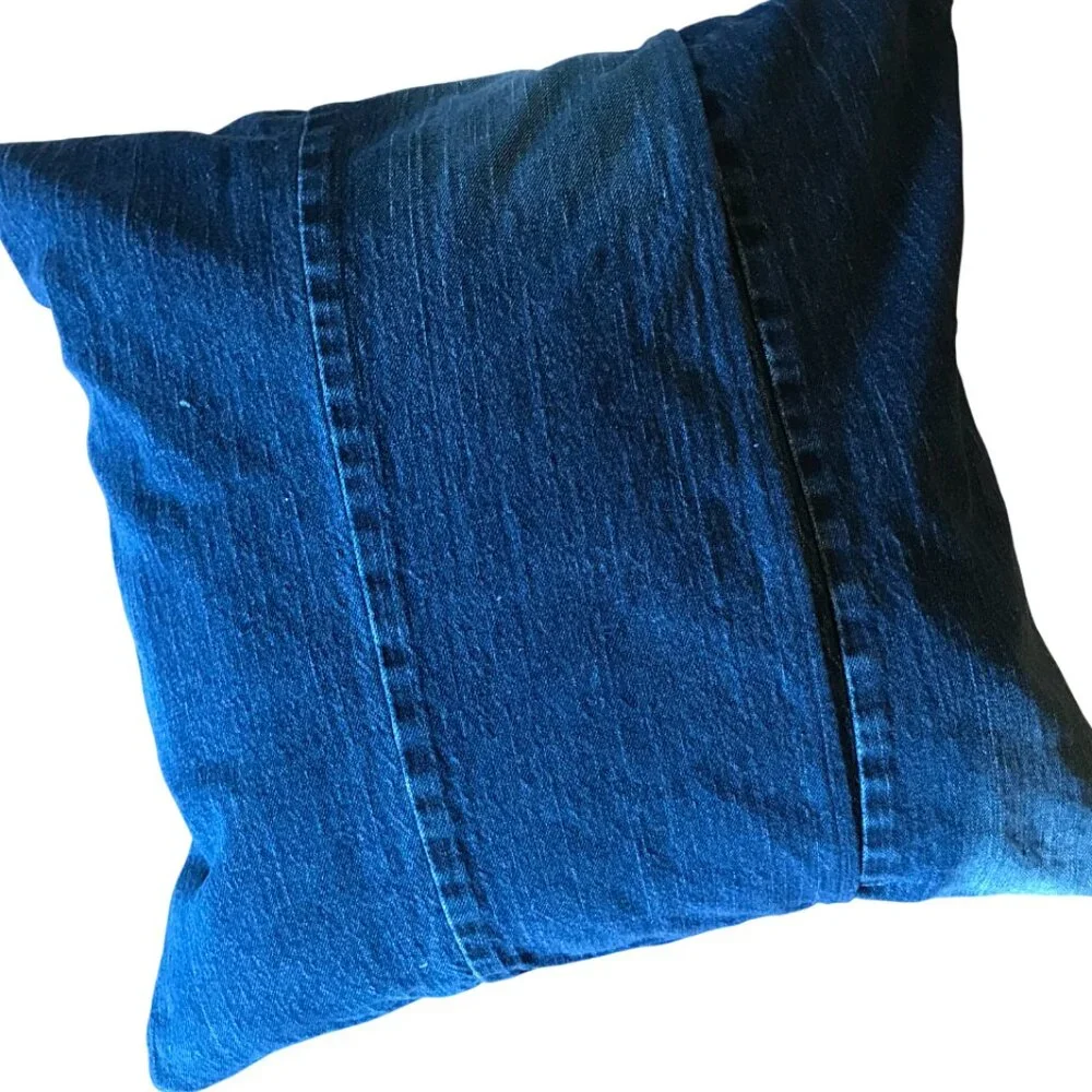Lake of the Ozarks Pillow Cover 18 x 18 Summer House Cabin Decor Boating Fishing